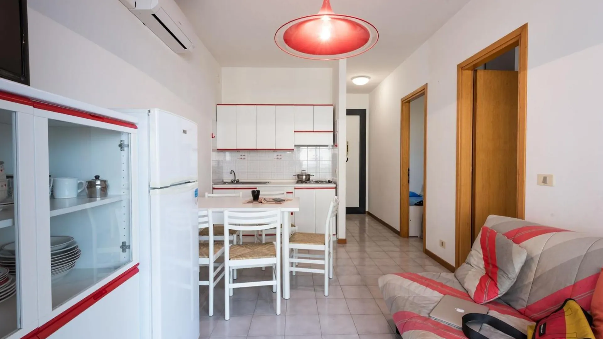Seafront Apartment With Pool In Bibione
