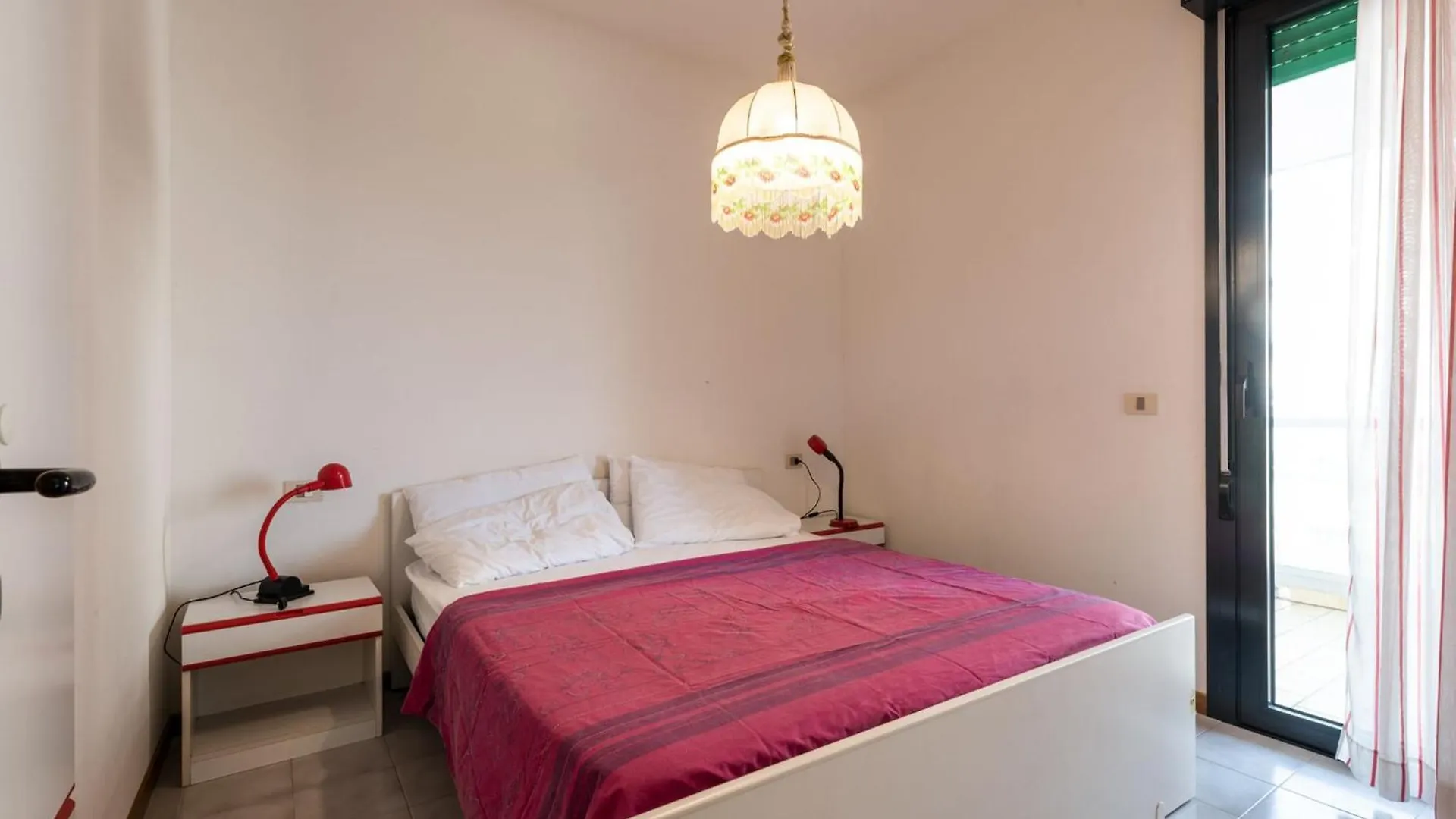 Seafront Apartment With Pool In Bibione
